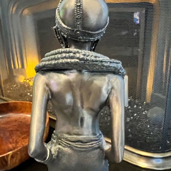 17-inch Maasai en-tito, or soul journeys, carving by Stacy Bayne. - Picture 12 of 15